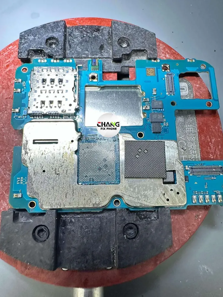ซ่อมเมนบอร์ด Samsung โดยช่างบอย มีรับประกัน